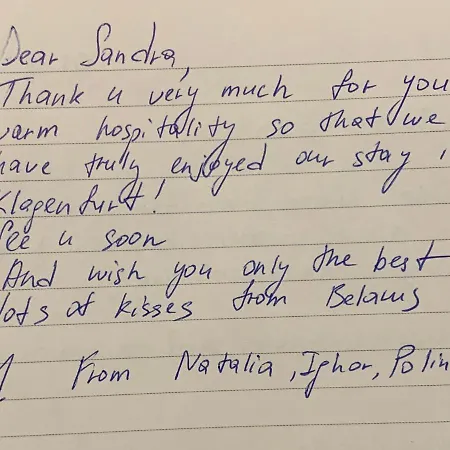 Sandra's Lounge Apartmán *